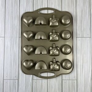 Williams Sonoma Flour Shop Cake Bitelet Baking Pan-Unicorn,Heart,Rainbow,Smiley